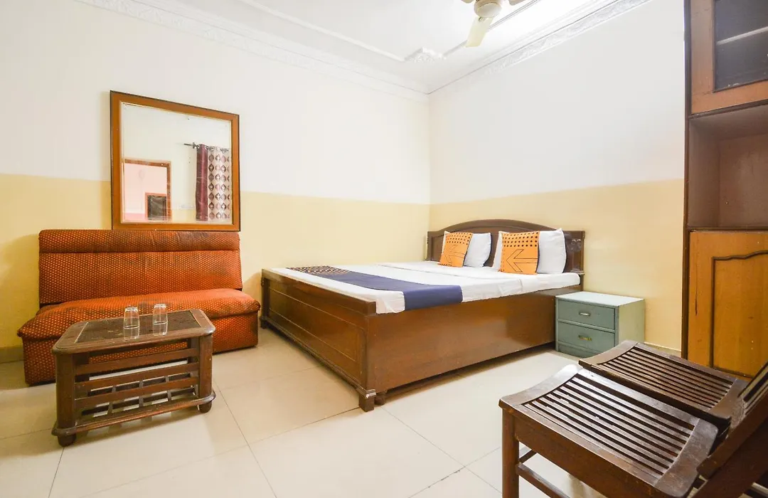 Spot On 36686 Hotel Om Shanti Palace-1